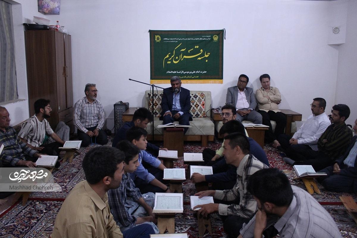 علی احمدآبادی زندگیاش را در مسیر قرآن وقف کرده است علی احمدآبادی زندگیاش را در مسیر قرآن وقف کرده است