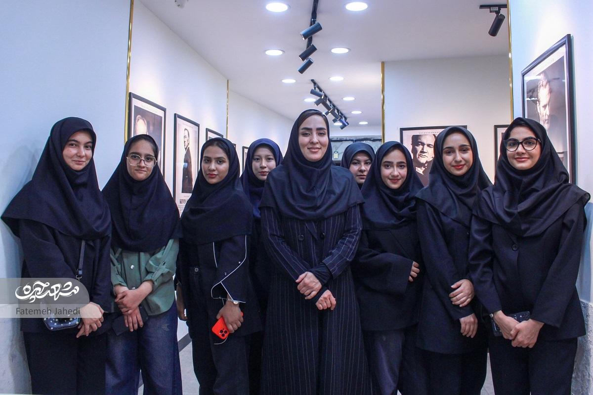 موانع زندگی موجب نشد آسیه حسینی از مسیر هنر دست بکشد موانع زندگی موجب نشد آسیه حسینی از مسیر هنر دست بکشد