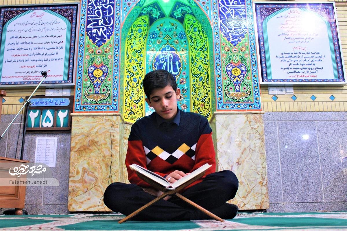 مسیر حفظ قرآن محمدطاها دهنوی از گهواره شروع شد مسیر حفظ قرآن محمدطاها دهنوی از گهواره شروع شد