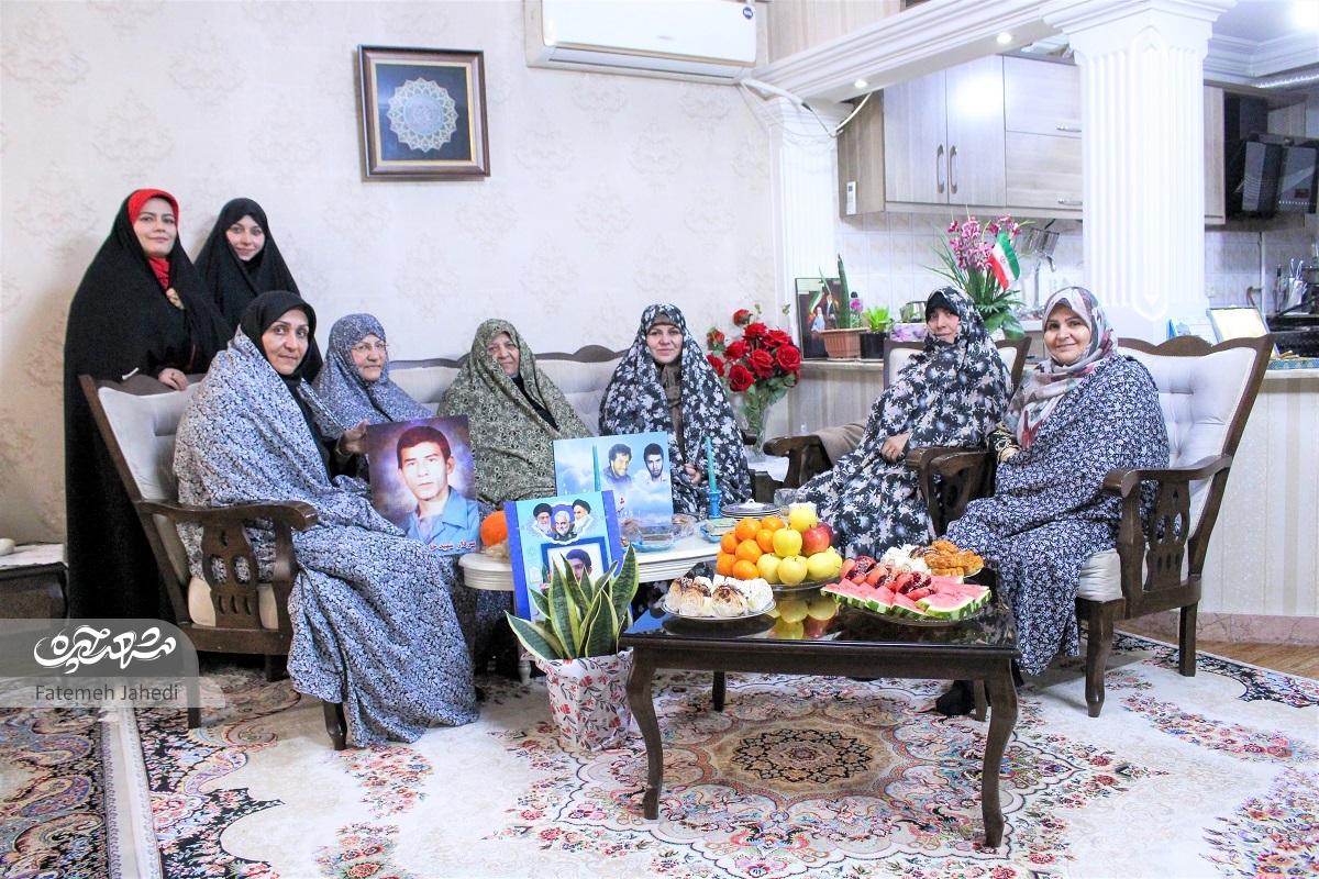 تنور داغ خاطرهگویی شبچلهای در خانه اقدس خانم تنور داغ خاطرهگویی شبچلهای در خانه اقدس خانم