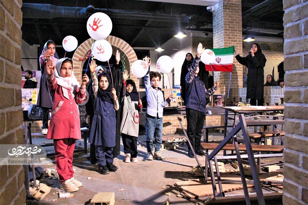 نقش‌آفرینی کودکان محله امامیه برای همدردی با دانش‌آموزان شهید