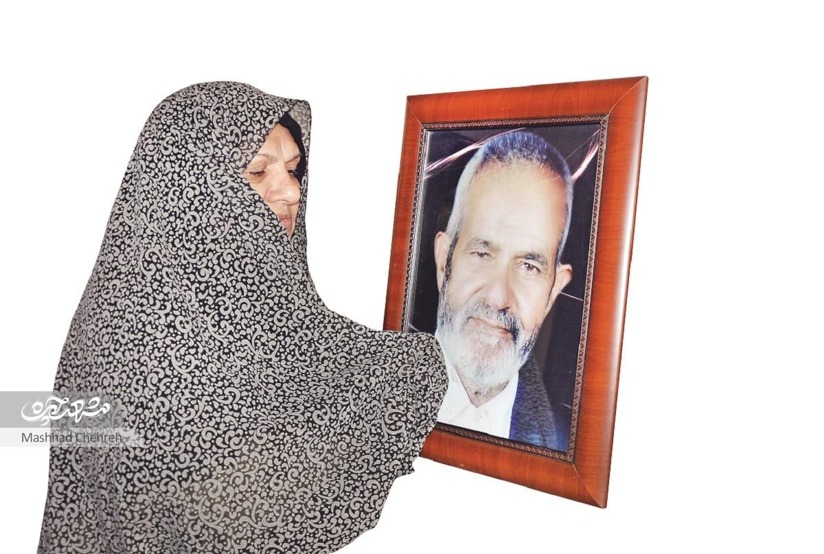 آخرین سلام شهید حاج هاشم سنجری در محراب نماز بود/// عکسش فتوشاپ بود آخرین سلام شهید حاج هاشم سنجری در محراب نماز بود/// عکسش فتوشاپ بود