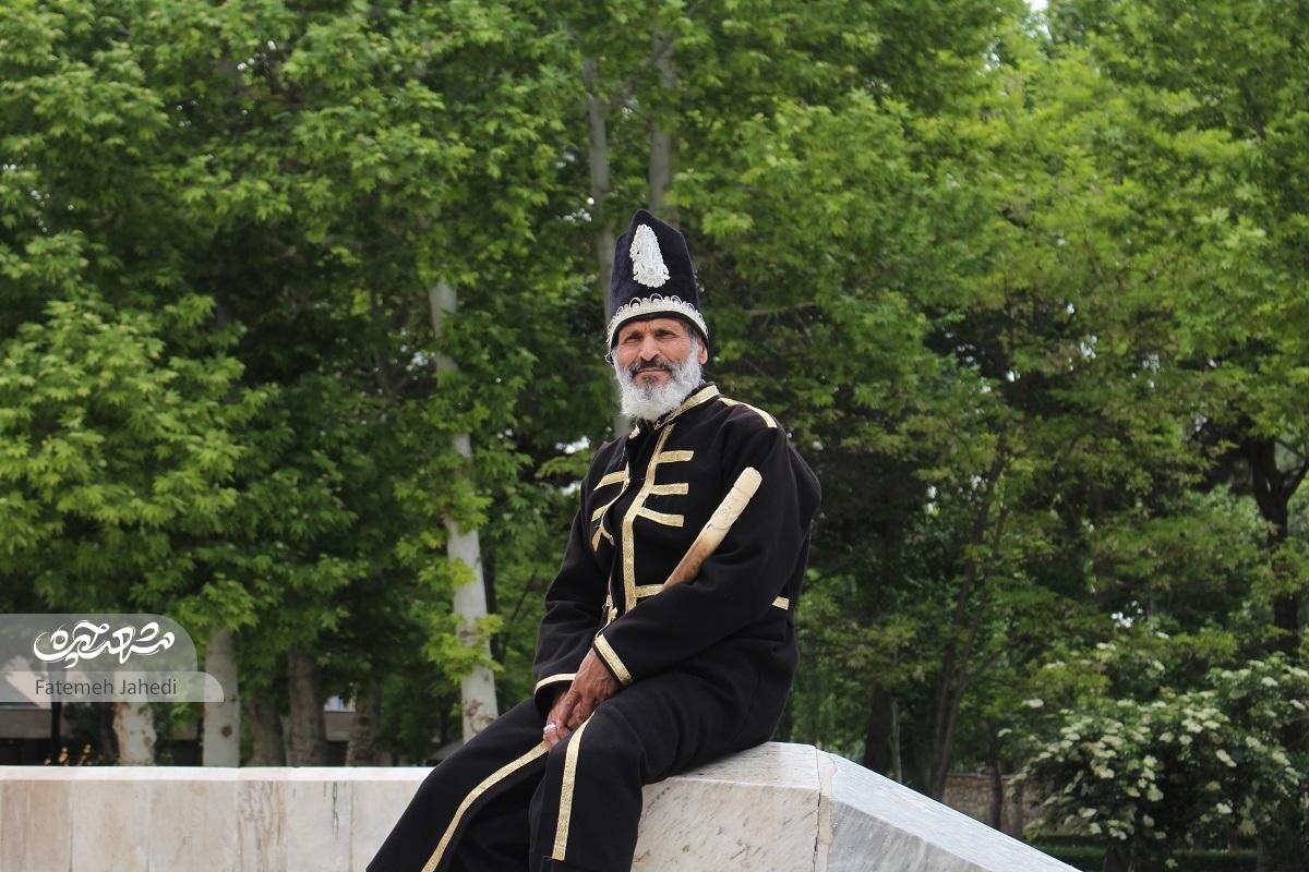 عیسی صادقیزاده ۲۸سال قبل با عشق به شاهنامه، راهی مشهد شد عیسی صادقیزاده ۲۸سال قبل با عشق به شاهنامه، راهی مشهد شد