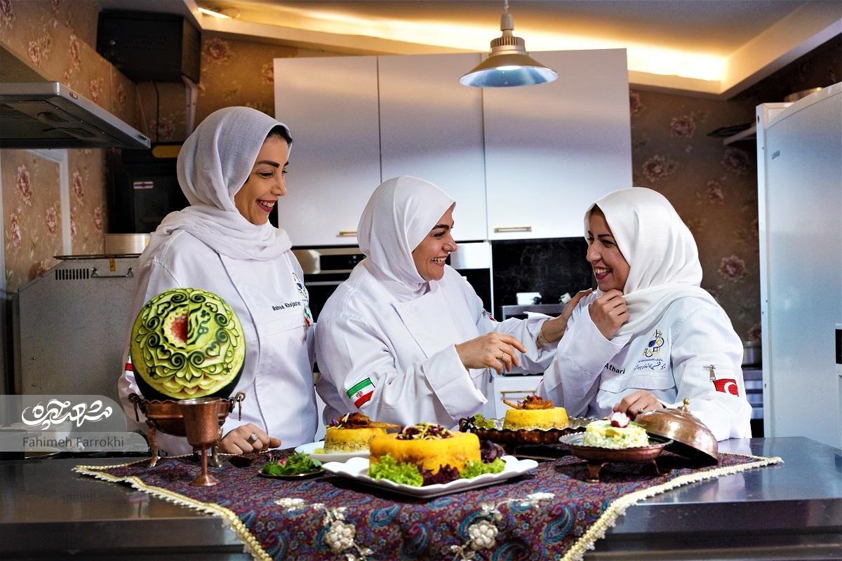 طلای بینالمللی هانیه دهقاننیری با قیمهنثار طلای بینالمللی هانیه دهقاننیری با قیمهنثار