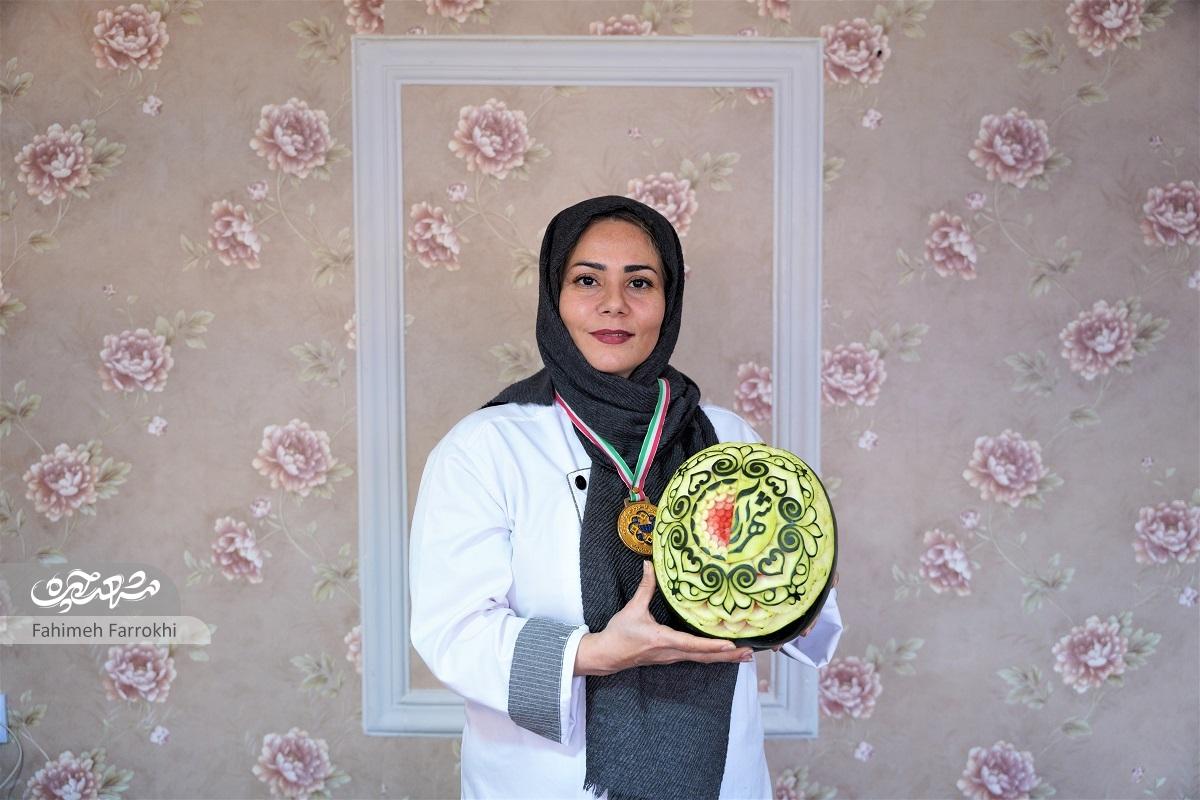 طلای بینالمللی هانیه دهقاننیری با قیمهنثار طلای بینالمللی هانیه دهقاننیری با قیمهنثار