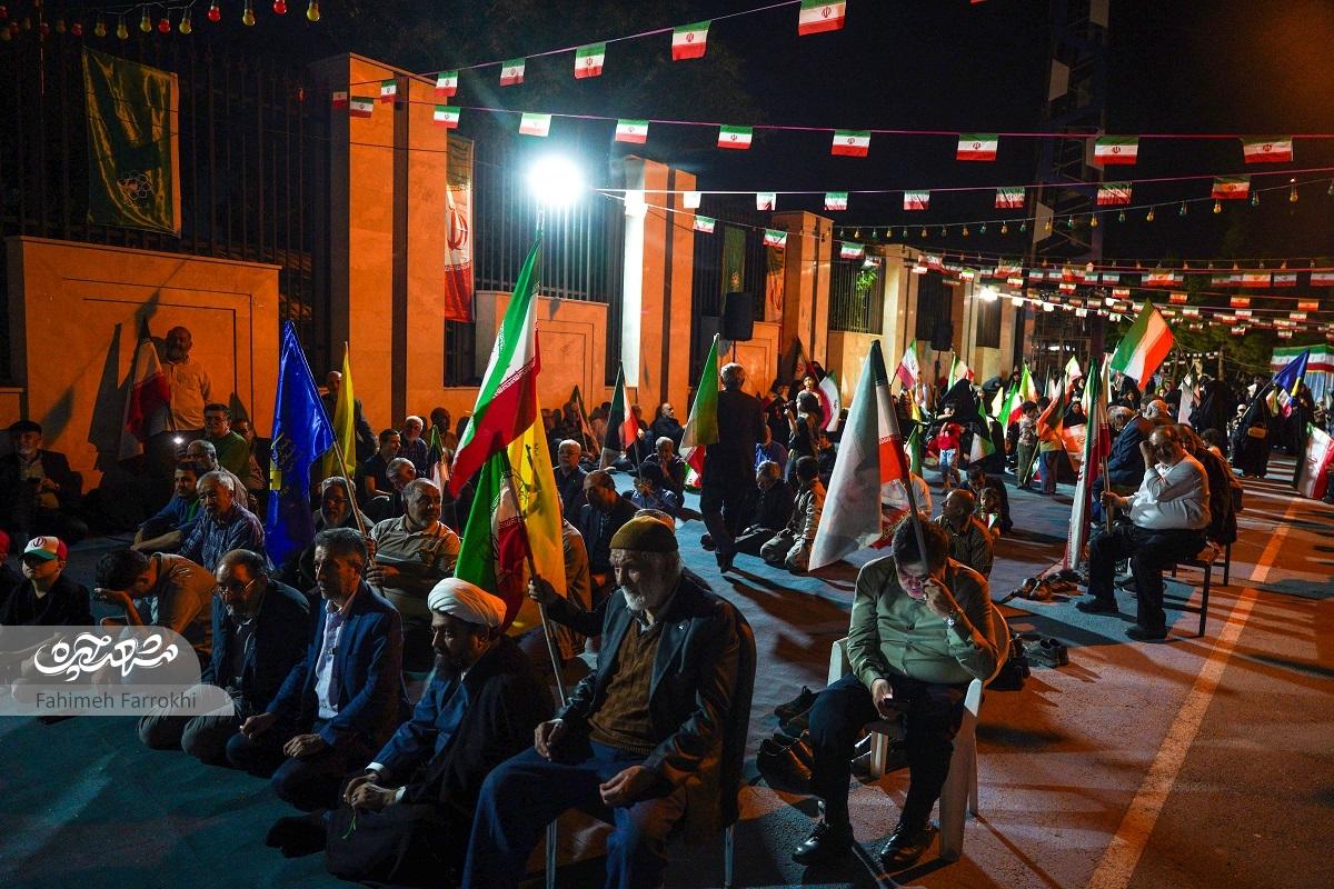 غواصان و جانبازان هشتسال جنگ تحمیلی، در میدان نبرد امروز، آماده باش هستندهمیشه رزمنده غواصان و جانبازان هشتسال جنگ تحمیلی، در میدان نبرد امروز، آماده باش هستندهمیشه رزمنده