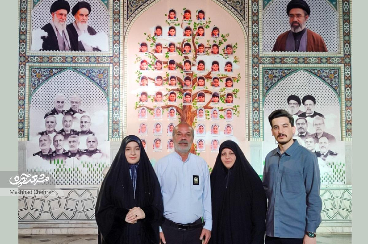 حکایت ۱۳ سال خدمت خانوادگی رحمتیها در حرم رضوی حکایت ۱۳ سال خدمت خانوادگی رحمتیها در حرم رضوی