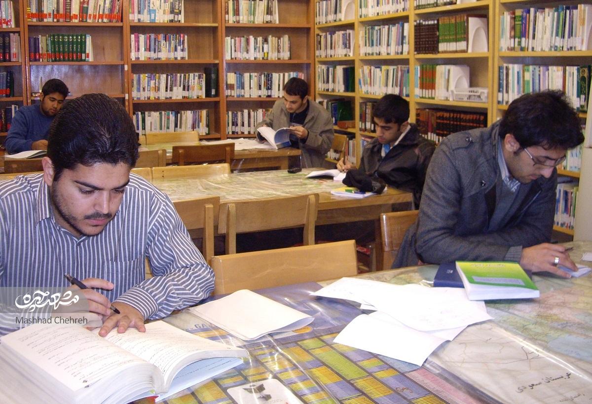 کتابخانه حضرت فاطمه الزهرا (س) ۱۶ هزار جلد کتاب دارد کتابخانه حضرت فاطمه الزهرا (س) ۱۶ هزار جلد کتاب دارد