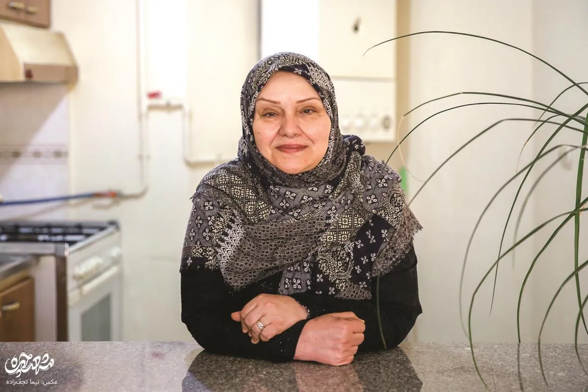 منیره خدابخش‌ حصار