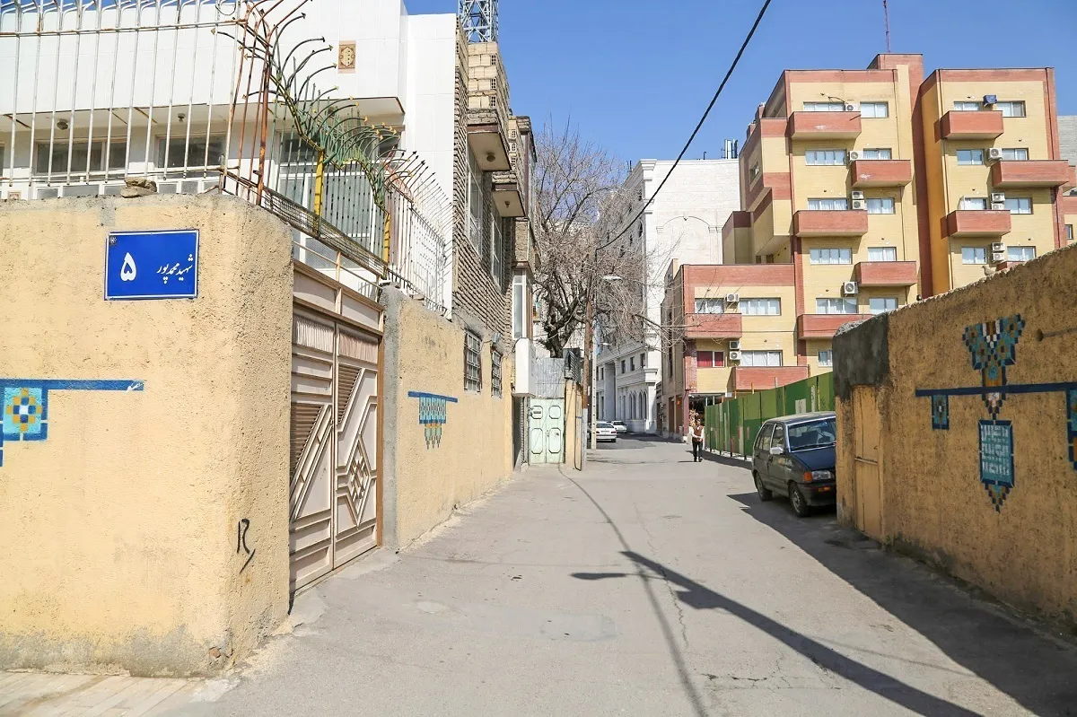 کوچه‌ای به یادگار مانده از حضور بنگلادشی‌ها در مشهد
