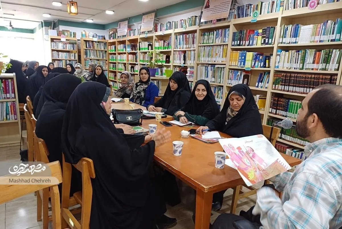 قصه‌گویی مادران در مدارس منطقه ۴ مشهد