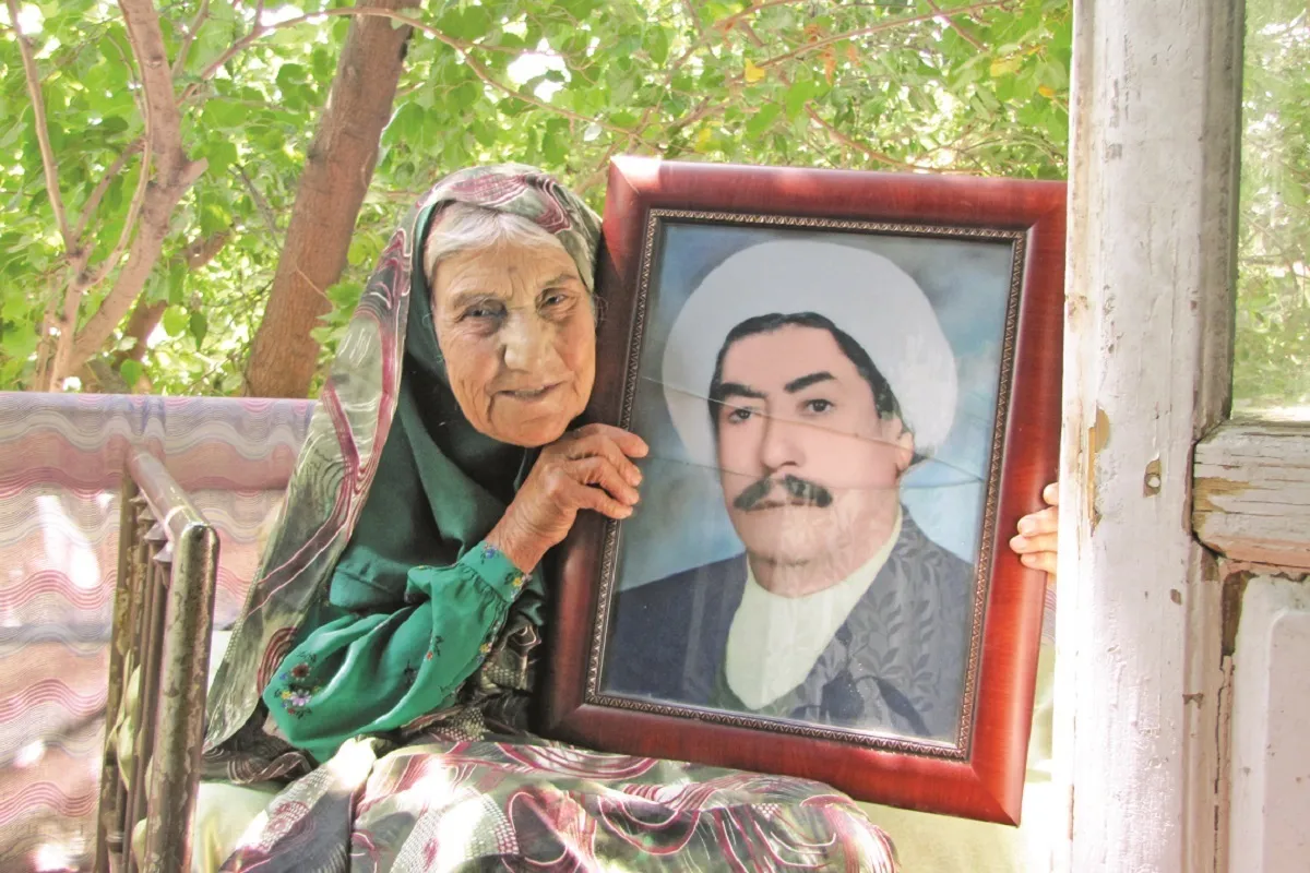 انیس آغا عاشق خانی شد که او را دزدید!