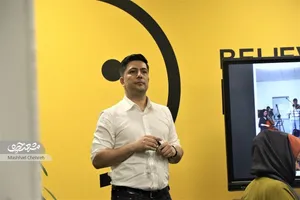 سروش دستمالچیان برای تدریس هنر از ایتالیا به مشهد بازگشت