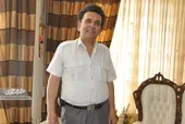 حسن معین گوینده رادیو و از قدیمی&zwnj;های کوچه ضیاء است
