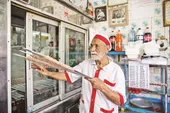 چراغ روشن نماد کبابی کربلا است