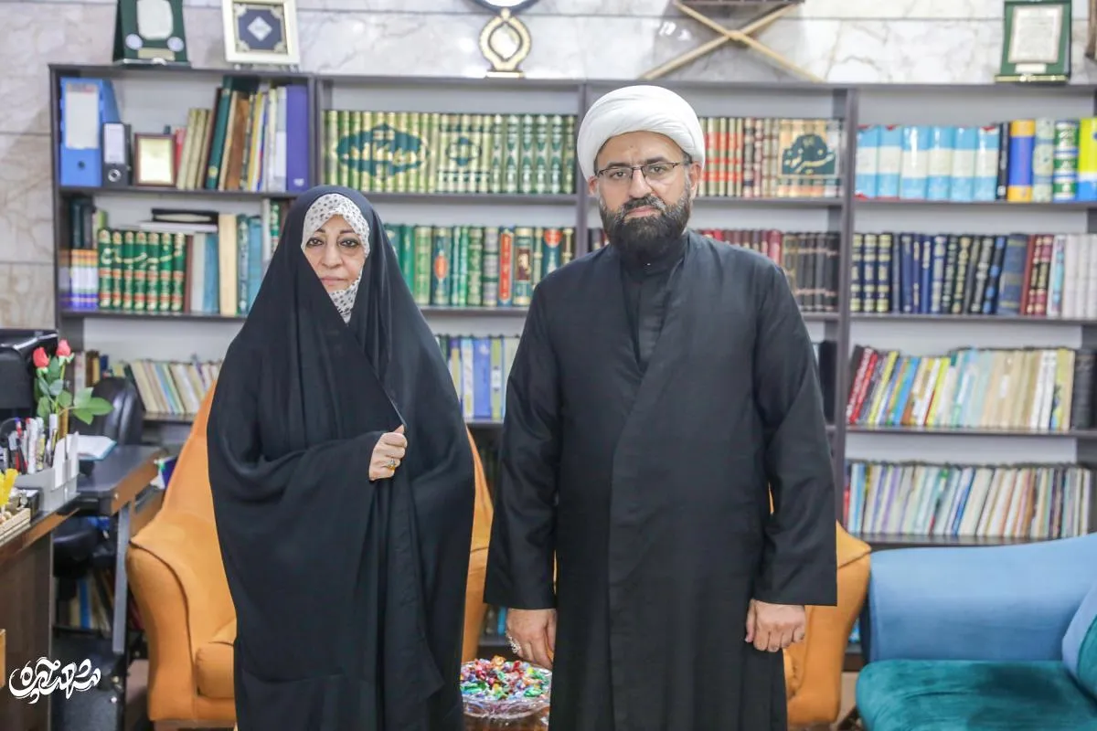 نفیسه فاضل زاده