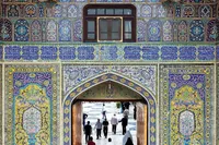 گذری بر تاریخ ششصد ساله کاشیکاری در حرم‌رضوی