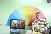 عکاس بین&zwnj;المللی محله کارمندان از سال ۵۲ از دوربین جدا نشده است