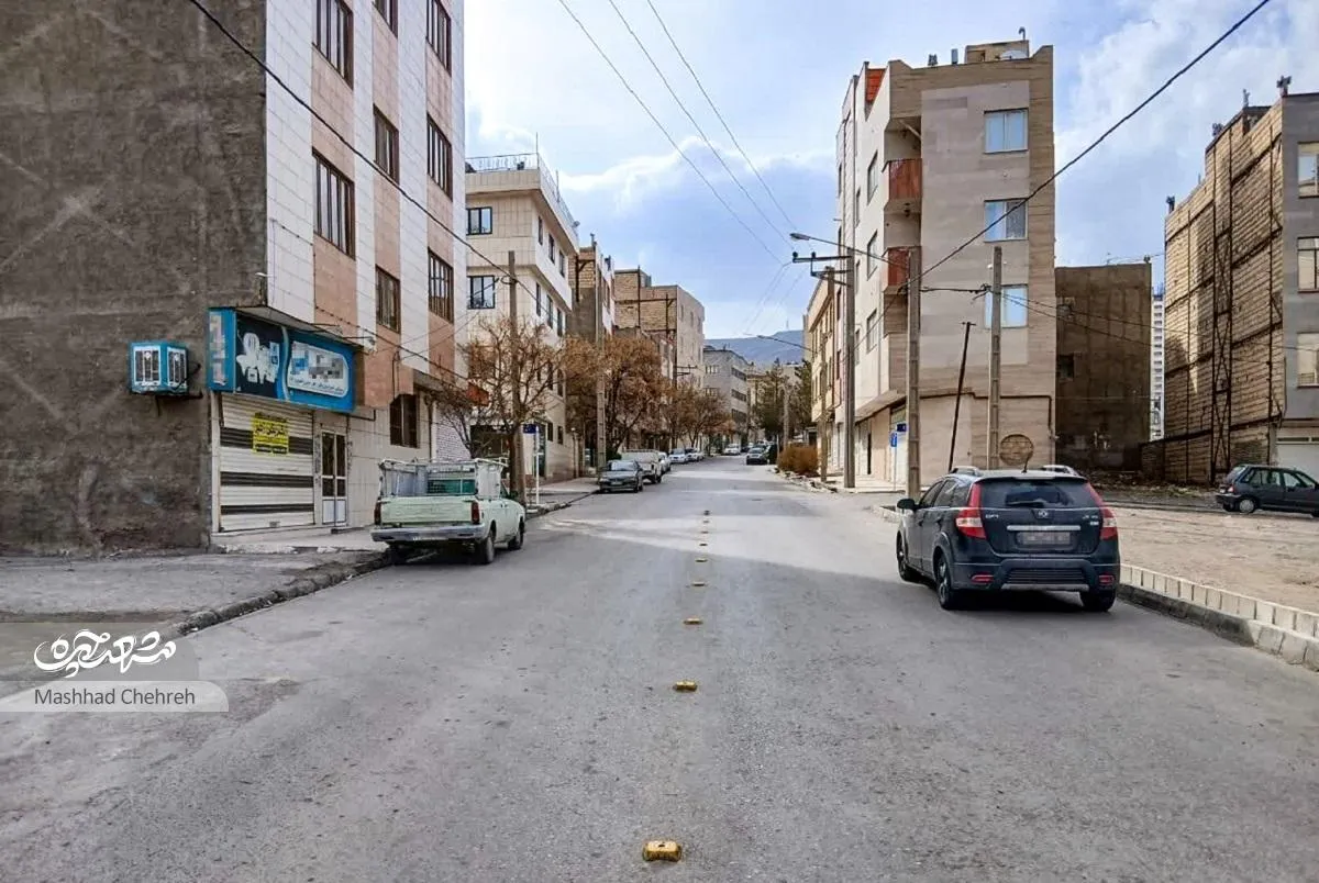 همسایگی با زمین‌های متروکه در نماز ۲۱