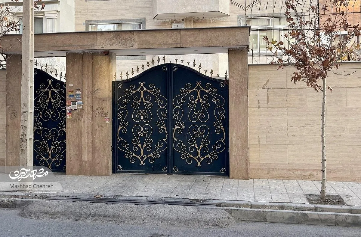 هاشم آموزگار شاهد اولین‌های اقدسیه بوده است