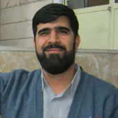 حسین ایزدی از قاریان برجسته شهرمان است