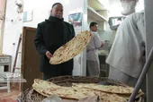 حاج&zwnj;حسین نانوا؛ نان عراقی را به محله طلاب آورد