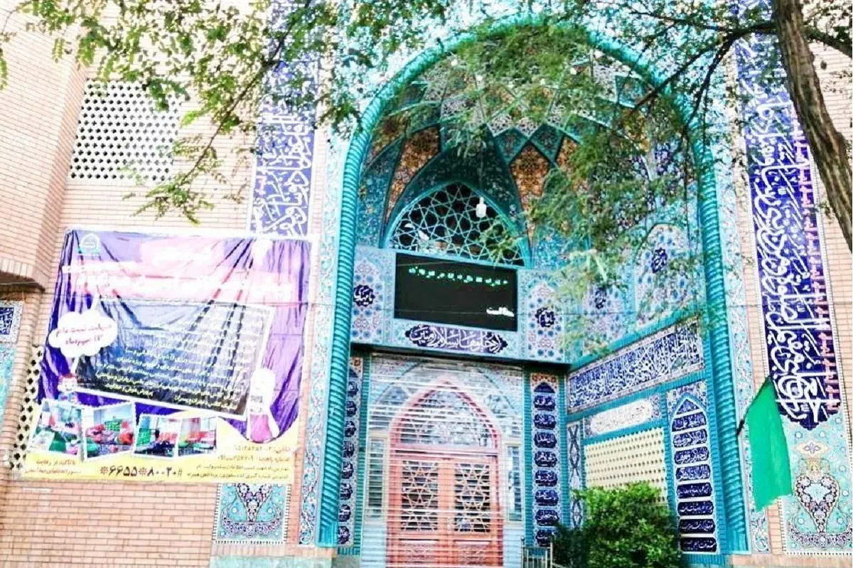 مسجد صاحب الزمان (عج)؛ پایگاهی که توریست‌ها را مسلمان می‌کرد