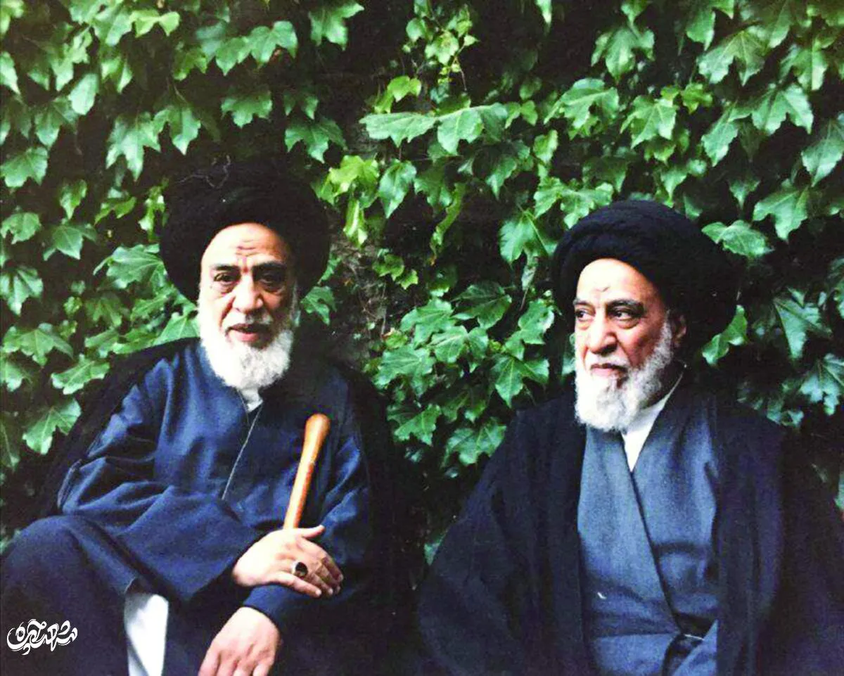 دو برادر کنار یکدیگر