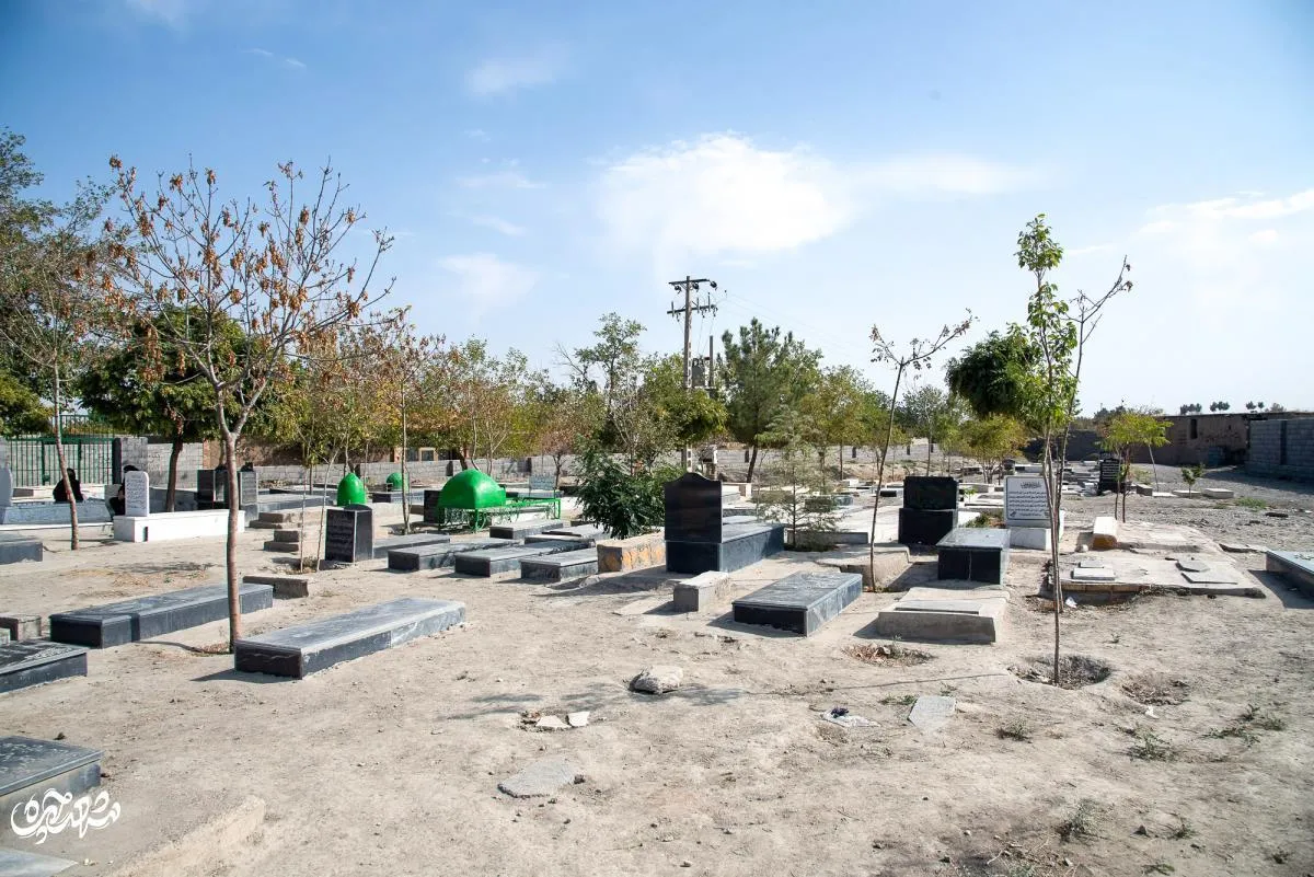 قبرستان حاجی‌آباد