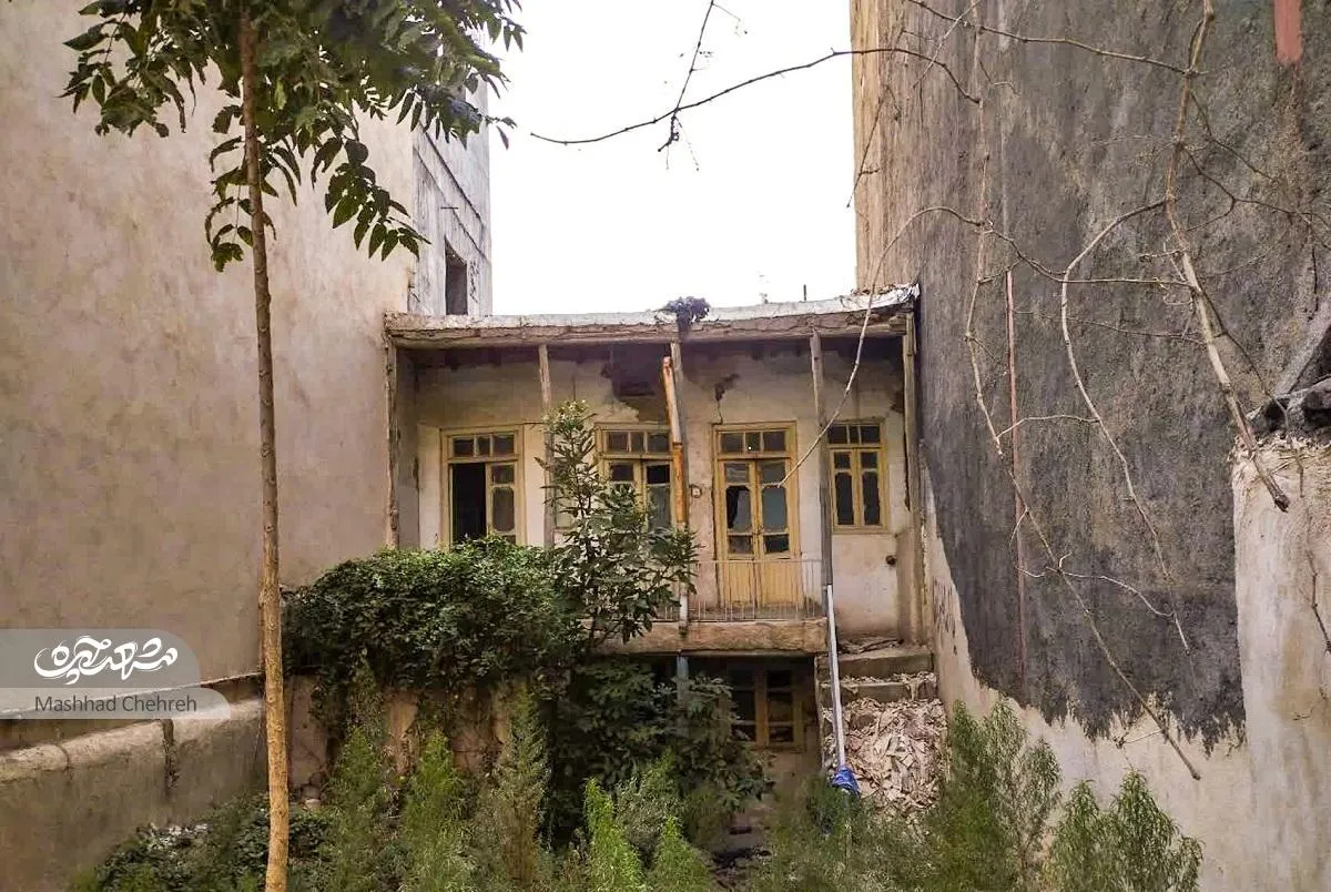 کوچه مهرآیین، روزگاری میزبان قراول‌خانه مشهد بود