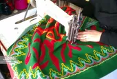 هنر کلیشه&zwnj;دوزی در خانواده دستمال&zwnj;چی موروثی است