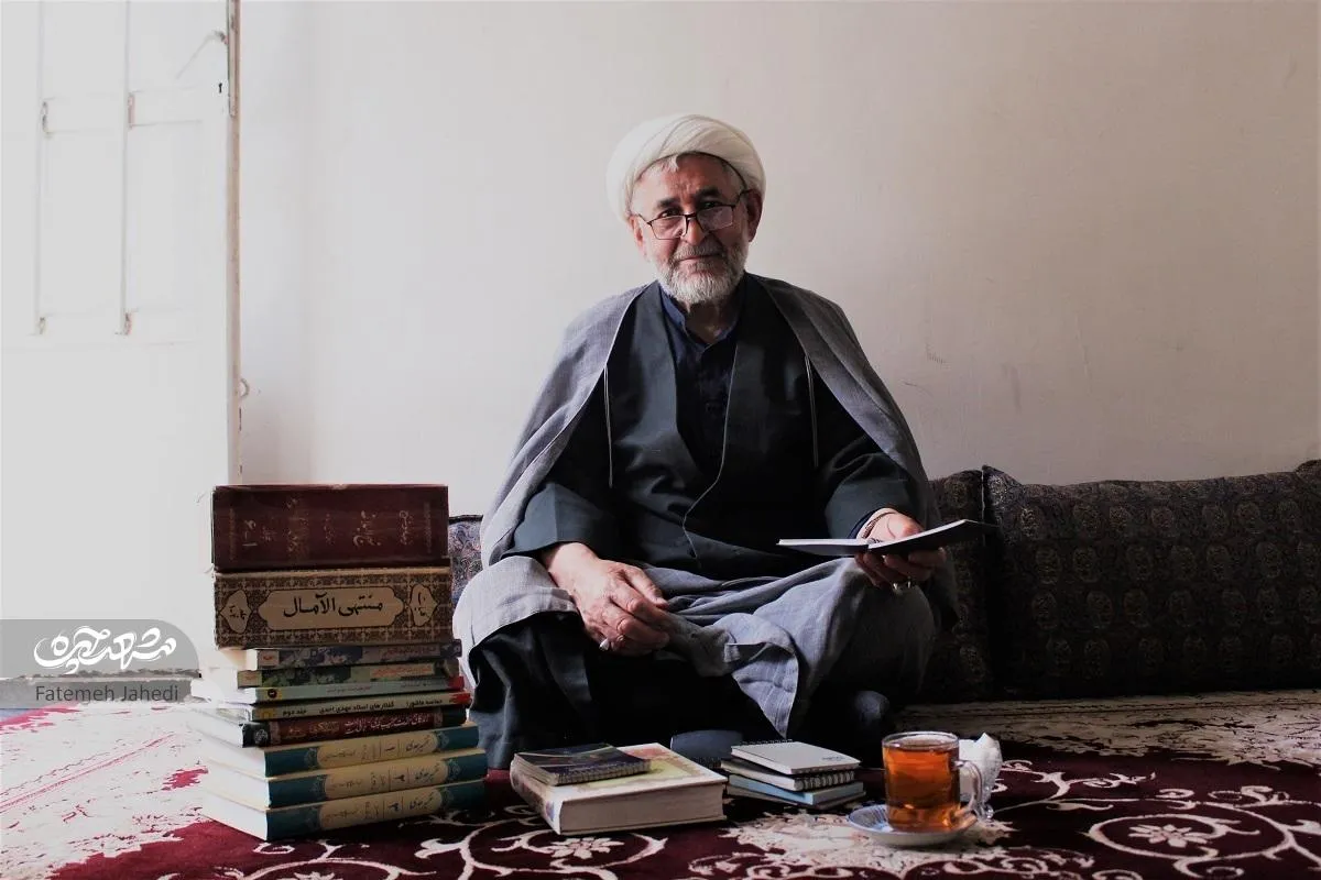 شیخ احمد لاریجانی؛ همسایه ساده‌زیست امام‌رضا(ع)