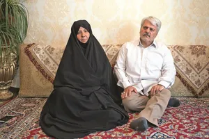 هاتفی جزو اولین آزاده‌‌‌هایی بود که به وطن برگشت