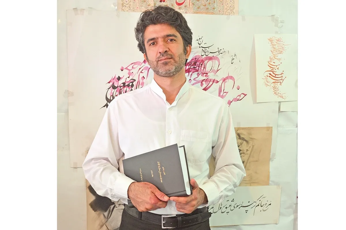مهدی کرمانی‌زاده آوازهای صد ساله ایران را جمع‌آوری کرده است