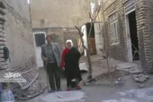 عمو نعمت با کارتن فروشی روزگار می&zwnj;گذراند