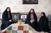 پشت هم بودیم شاه رفت 