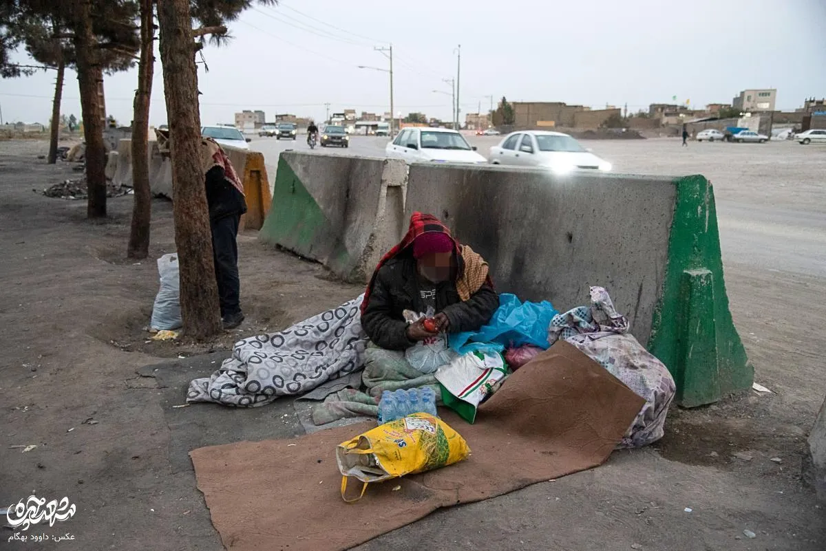 کارتن خواب