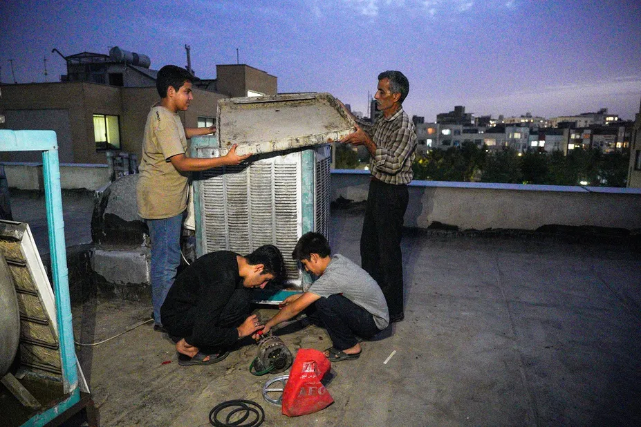 سرویس کولر، خدمت جهادی نوجوانان محله حجاب