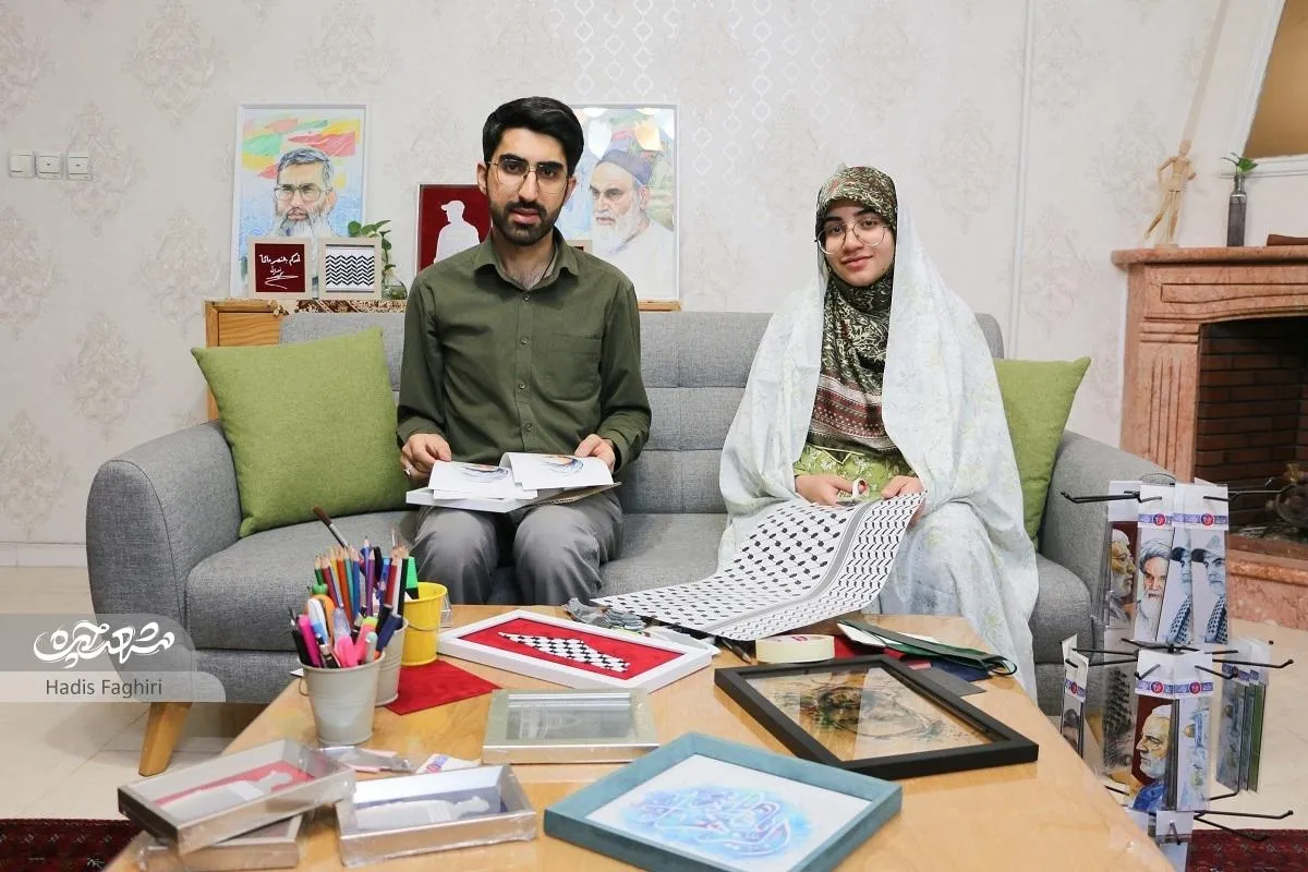 ما با نقاشی‌هایمان مبارزه می‌کنیم!