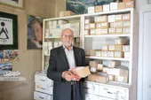 مرور تاریخ ۸۰ ساله عینک&zwnj;سازی در مشهد