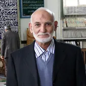 ناصر مشایخی حلال مشکلات خانواده&zwnj;ها شده است