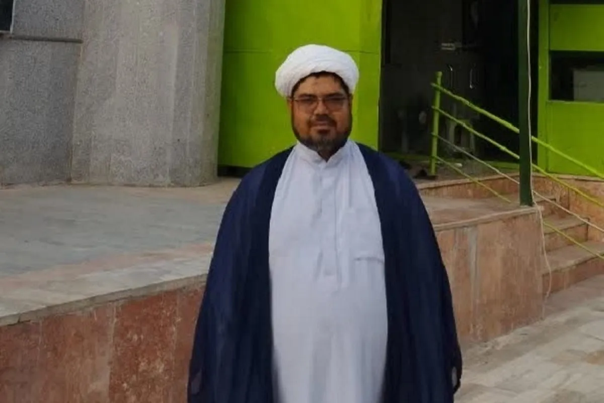 پاک‌سازی مسجد بر همه کارها تقدم داشت