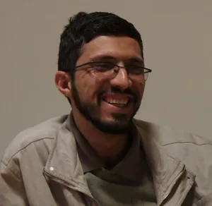 img-profile-author