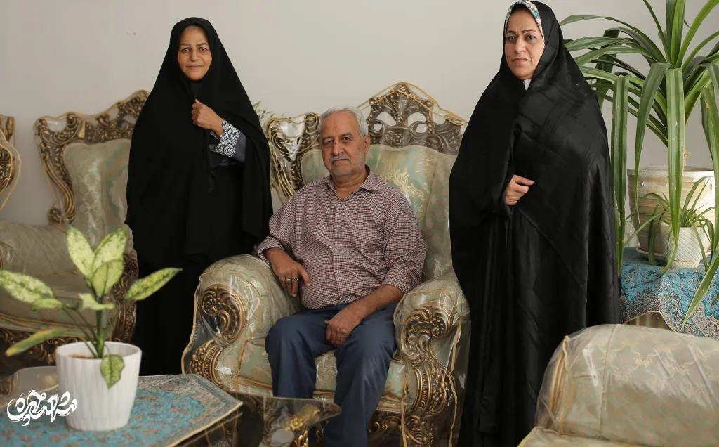 راضیه و آسیه محمدی