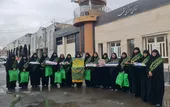 رسم بانوان کفشدار حرم&zwnj;رضوی برای آزادی زندانیان!