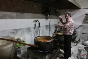 ۲۲ سال نیکوکاری با چراغ خاموش