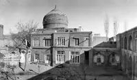 مرور تغییرات چهارصدساله آرامگاه پیر پالان‌دوز