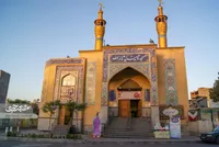مسجد ثارالله(ع) با تلاش رئیس وقت دانشگاه فردوسی پا گرفت