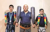 خانواده پهلوان پرور