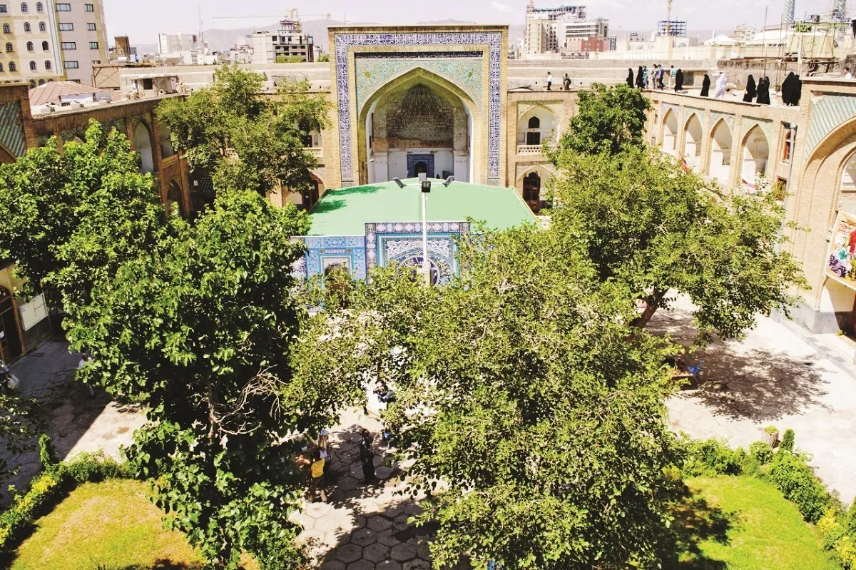 ۸۰ سال یتیمی مدرسه عباسقلی‌خان